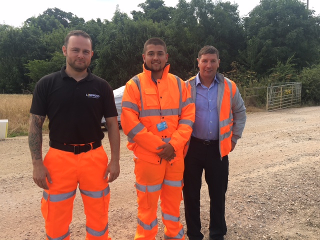 Tim Khan (middle) with Mark Dewar (left) and Alan Snr (right)